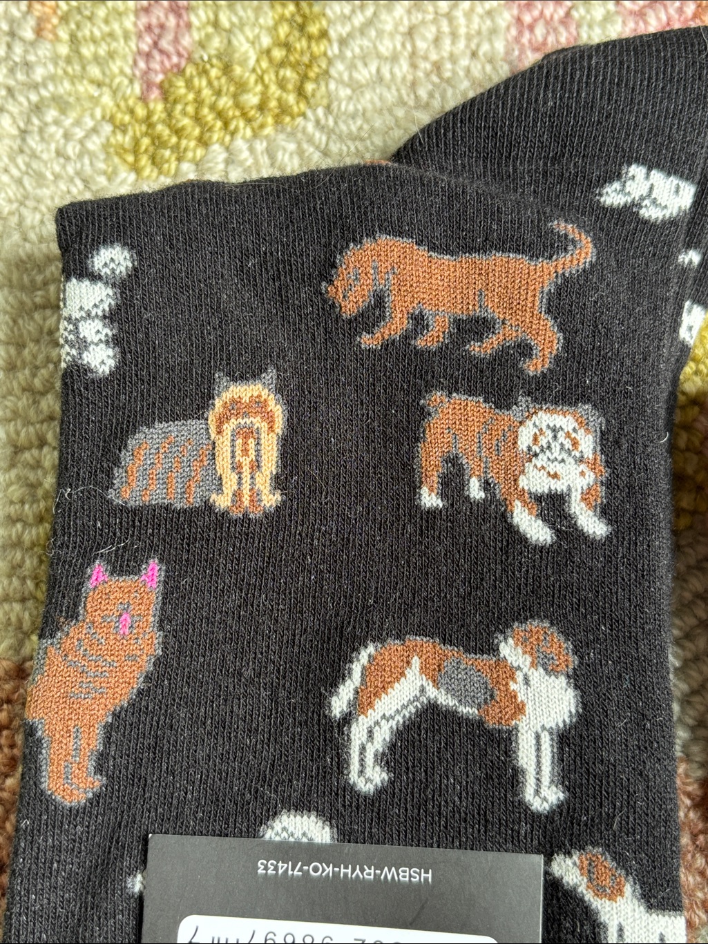 Pair Of Hotsox Women’s Dog Socks Nwt Black And Hemp Colors Bulldogs Poodles More — image 5 of 8